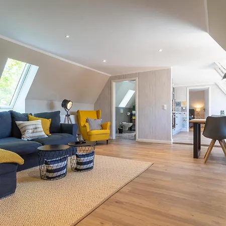 - Krabbenbroetchen Appartement
