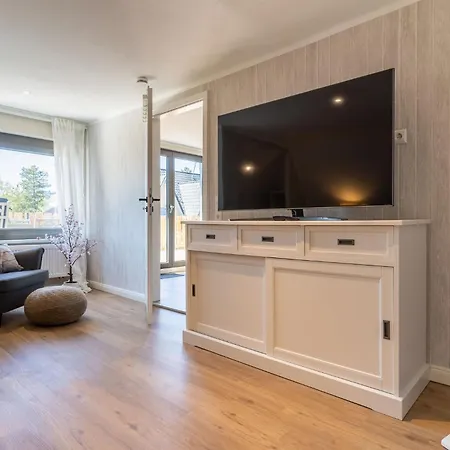 - Krabbenbroetchen *